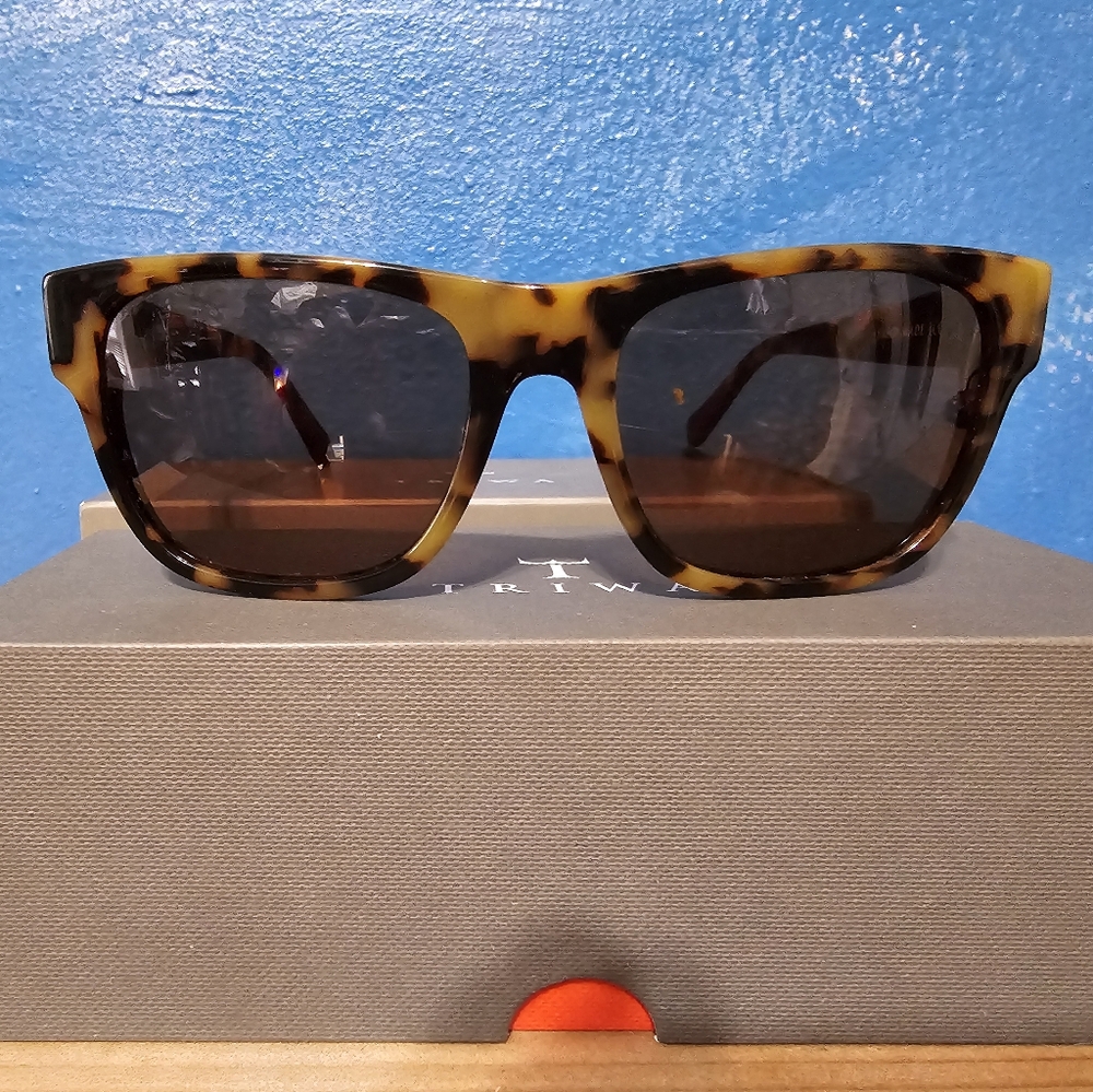 Triwa Turtle Clyde Sunglasses Handmade SHAC112